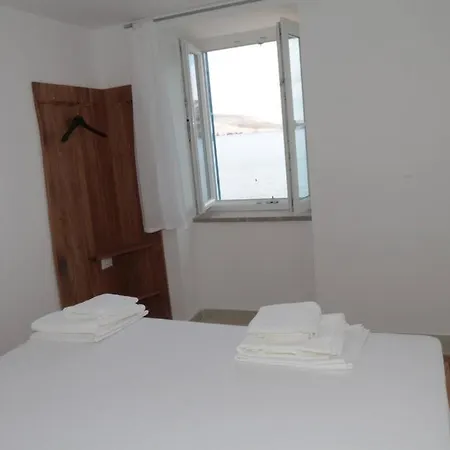 Sun * Baška